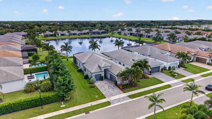 Property Photo:  11364 Virginia Pine Court  FL 33473 