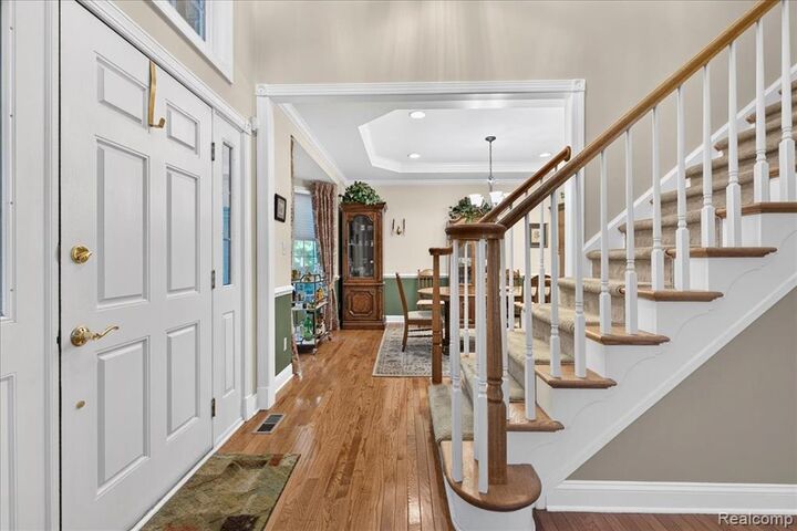 Property Photo:  49647 Timber Trail  MI 48374 