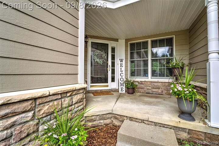 Property Photo:  49970 Blackberry Trail  MI 48374 