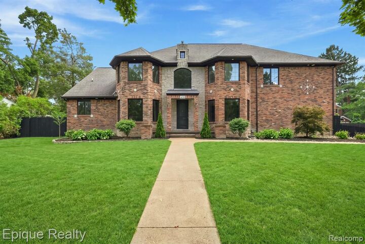 Property Photo: 1420 Yosemite Boulevard MI 48009