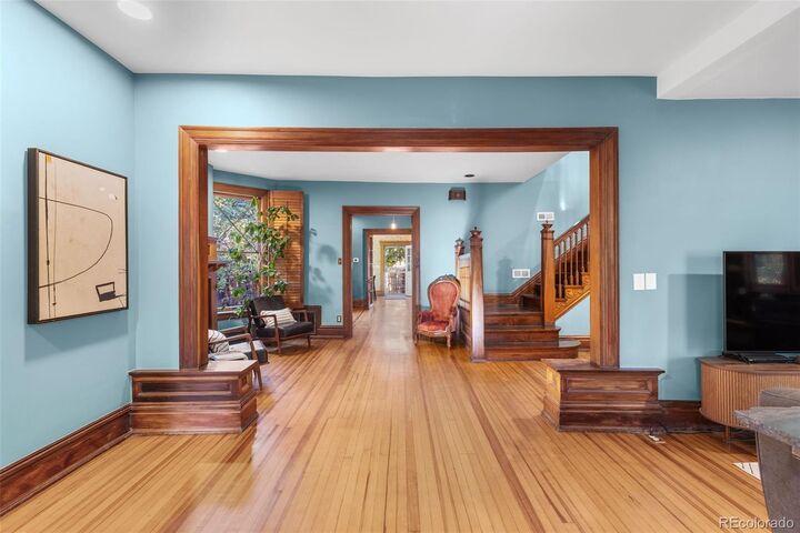 Property Photo:  725 N Downing Street  CO 80218 