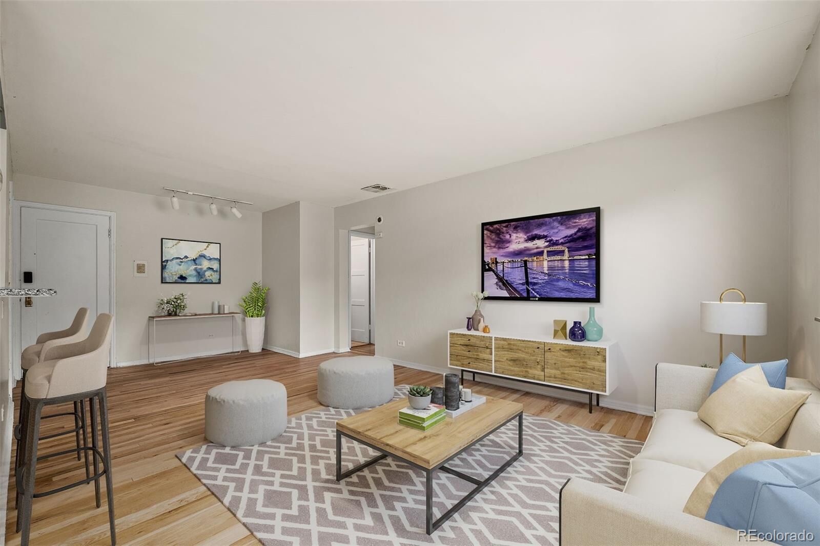 Property Photo: 525 Jackson Street 304 CO 80206