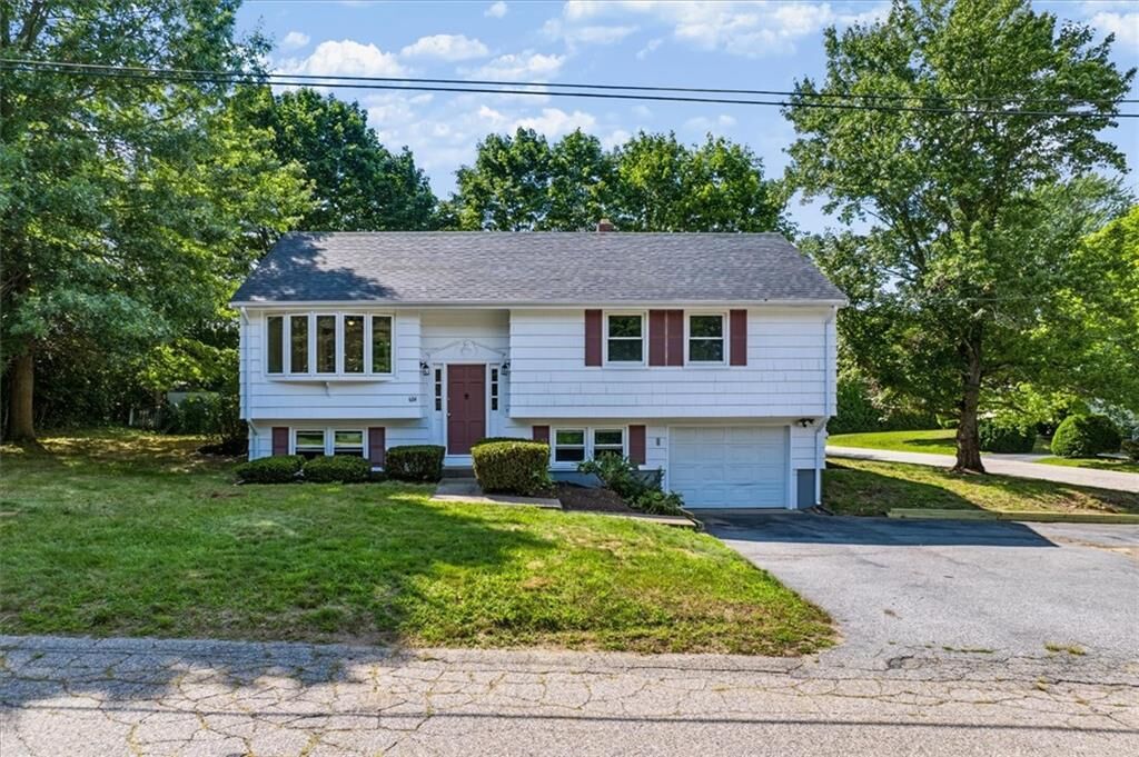 Property Photo:  614 Bound Road  RI 02895 
