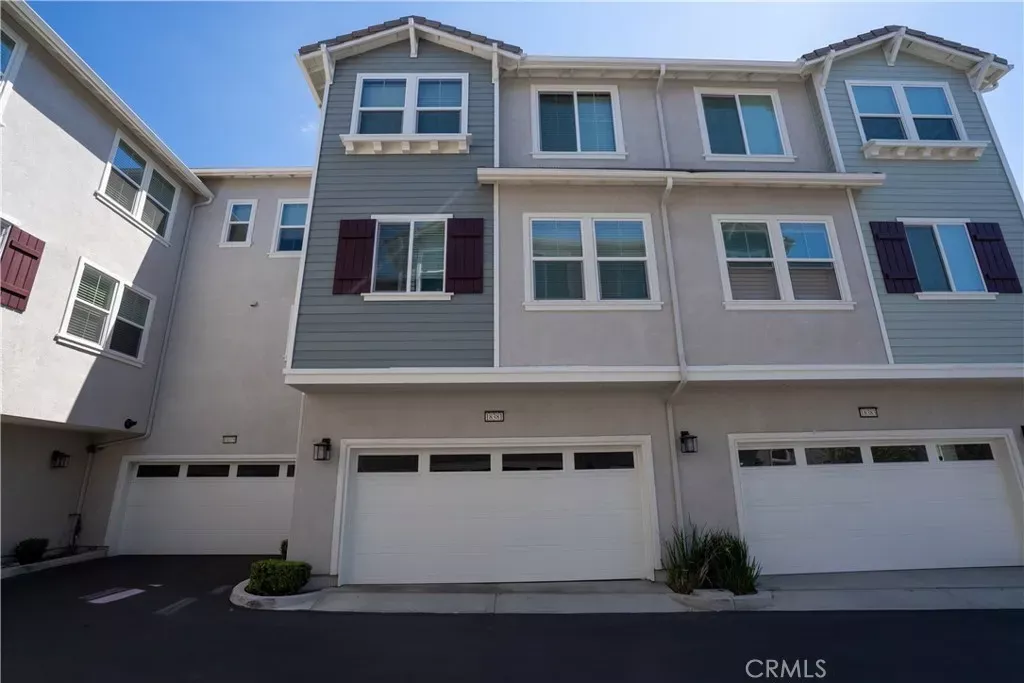 Property Photo:  18381 Iris Lane  CA 92886 
