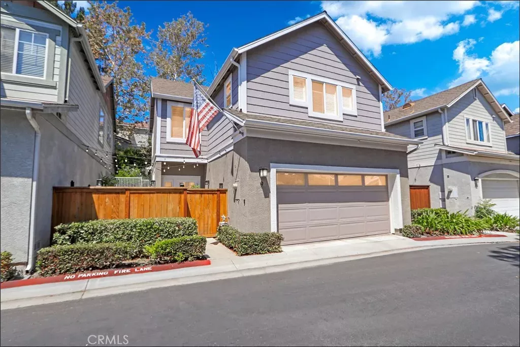 Property Photo:  9 Picket  CA 92656 