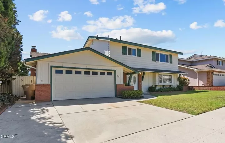 Property Photo: 207 Gorrion Avenue CA 93004