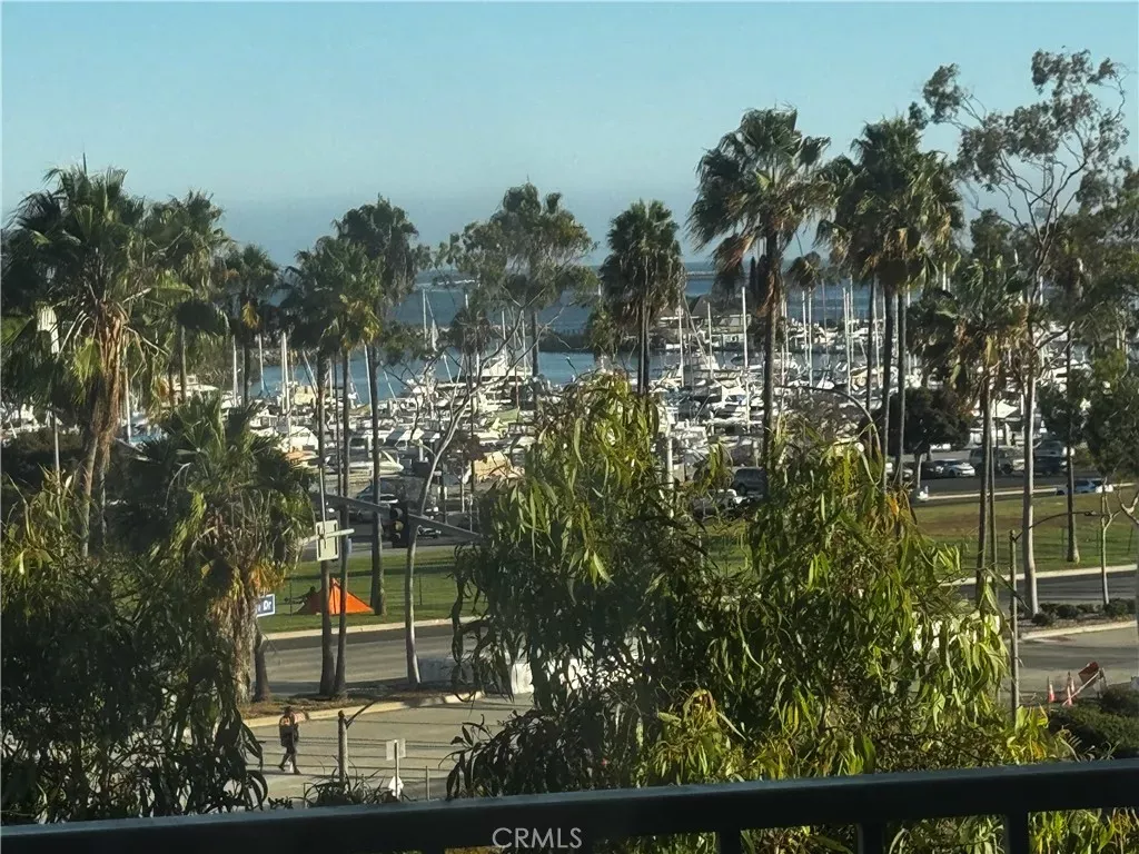 Property Photo:  700 E Ocean 706  CA 90802 