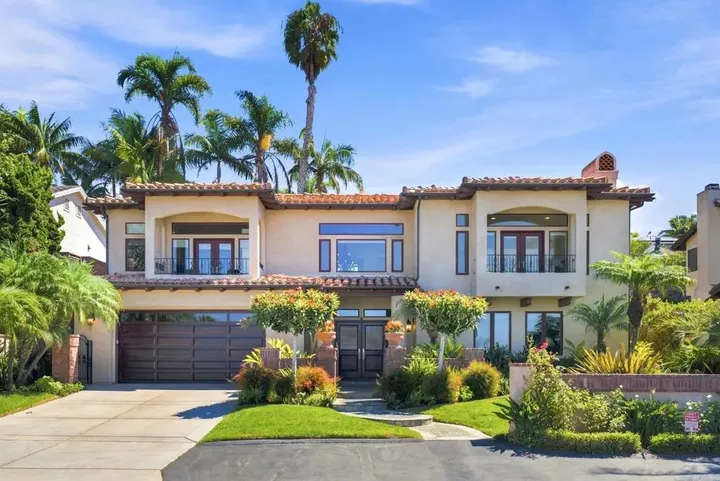 Property Photo:  799 Hygeia Avenue  CA 92024 