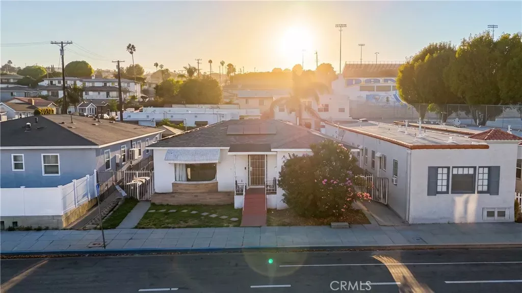 Property Photo:  1631 S Cabrillo  CA 90731 