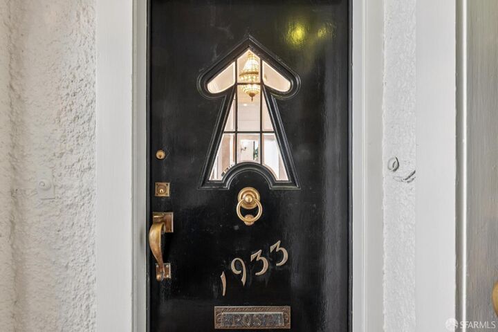Property Photo:  1933 Jackson Street  CA 94109 