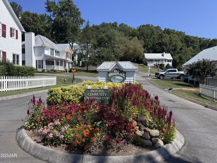Property Photo:  424 Country Path Way  TN 37862 