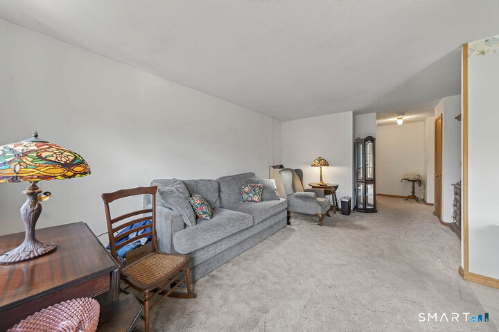 Property Photo:  25 Florence Road 19  CT 06405 