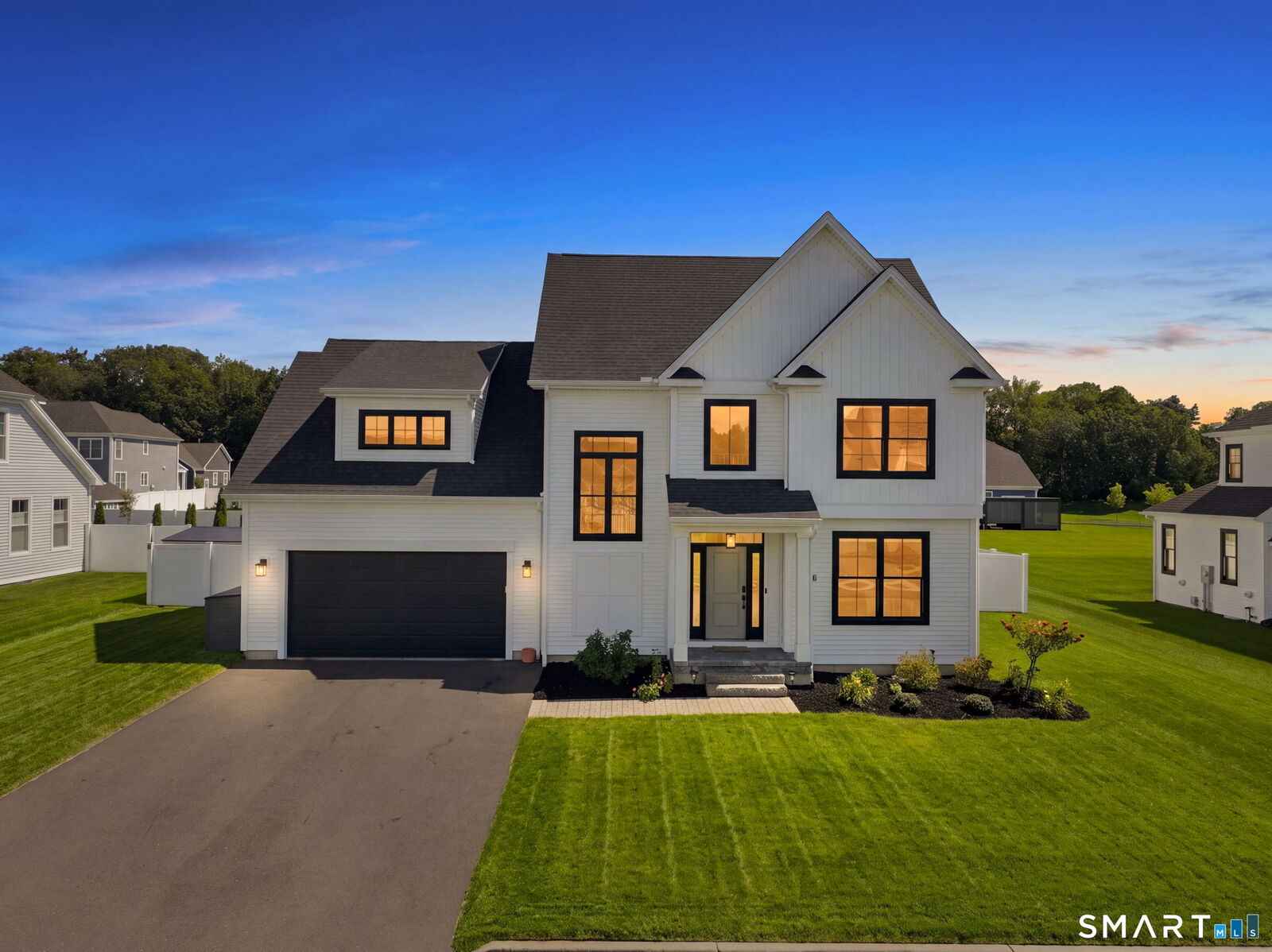 Property Photo:  78 Oakwood Circle  CT 06062 