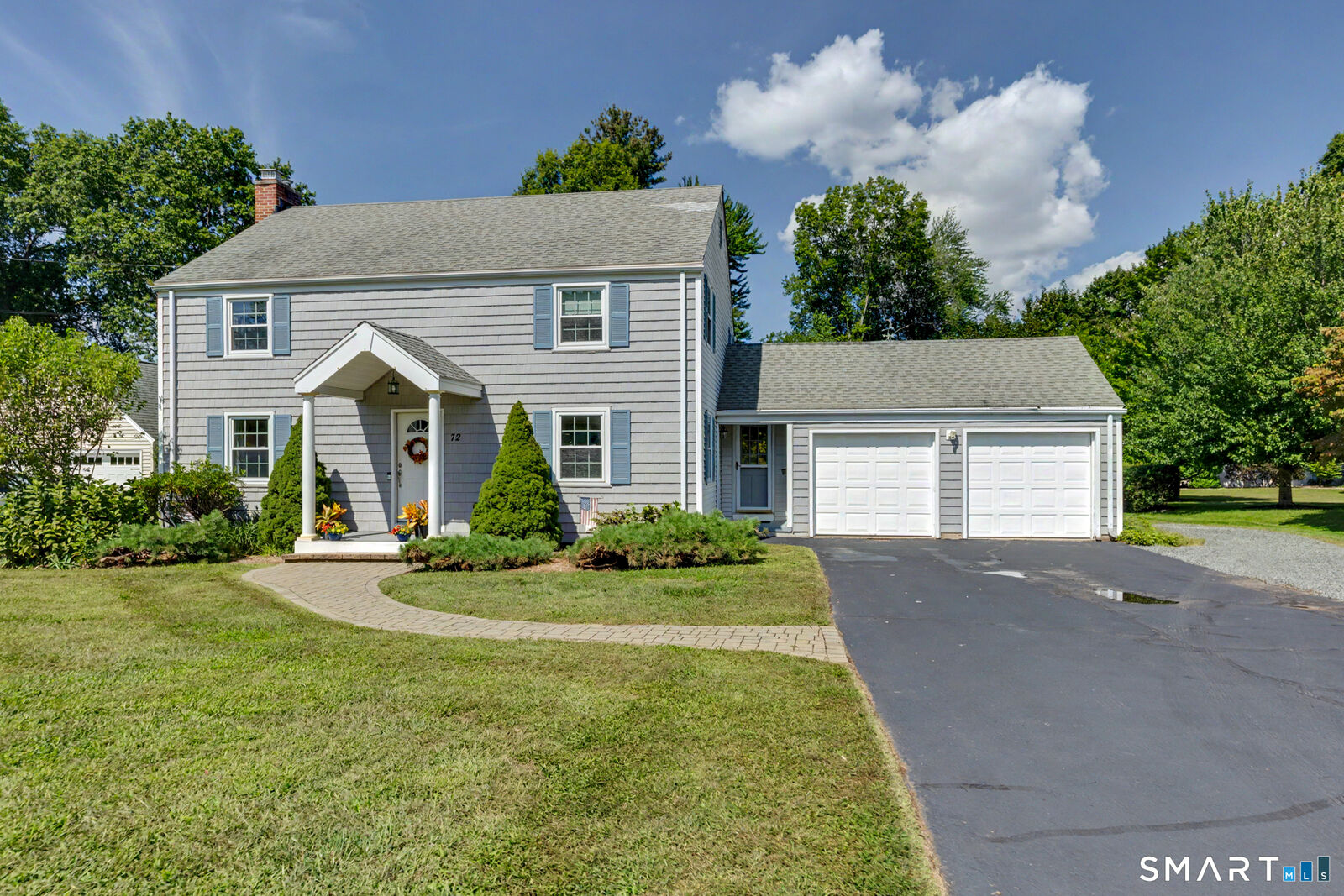 Property Photo:  72 Centerwood Road  CT 06111 