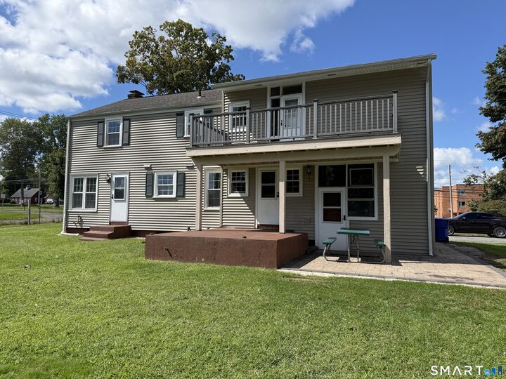 Property Photo:  618 Willard Avenue  CT 06111 