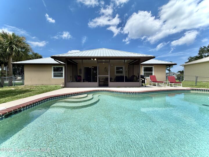 Property Photo:  757 Beard Avenue  FL 32958 