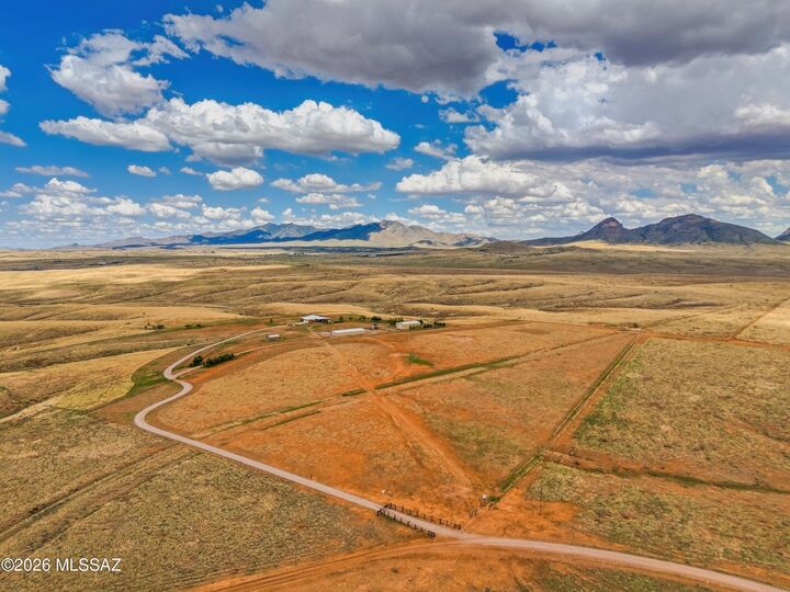 Property Photo:  75 Lone Mesquite Court  AZ 85611 