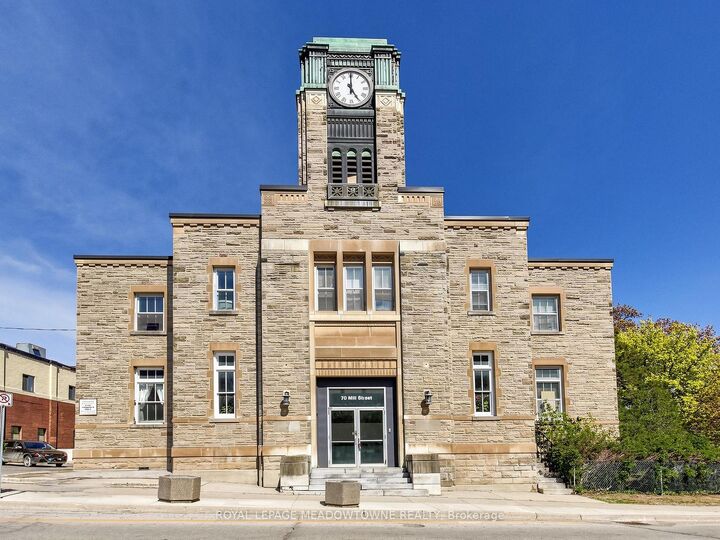 Property Photo: 70 Mill Street 5 ON L7G 2C9