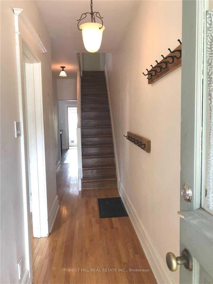 Property Photo:  37 Hendrick Avenue  ON M6G 3S4 