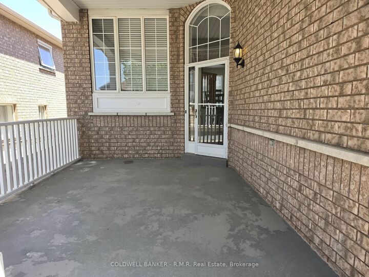 Property Photo:  7 Fletchers Creek Boulevard  ON L6X 4R7 
