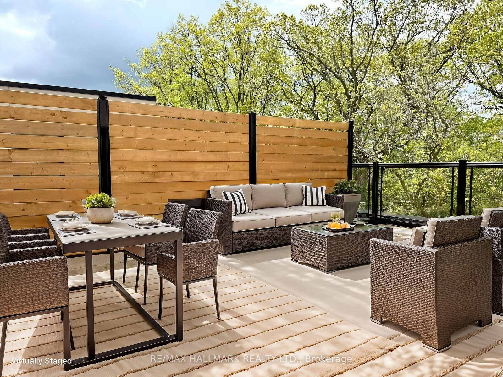 Property Photo:  172 Clonmore Drive 14  ON M1N 0B9 