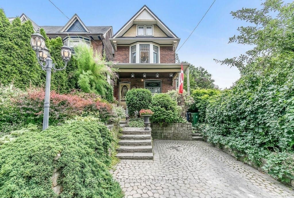 Property Photo:  91 Ivy Avenue Upper  ON M4L 2H8 
