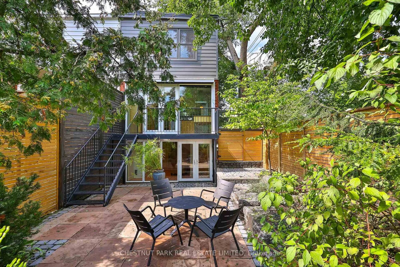 Property Photo:  211 Snowdon Avenue  ON M4N 2B4 