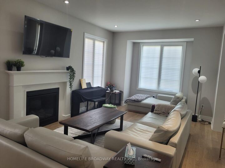 Property Photo:  2 Sweet Pear Street  ON L6C 3M4 
