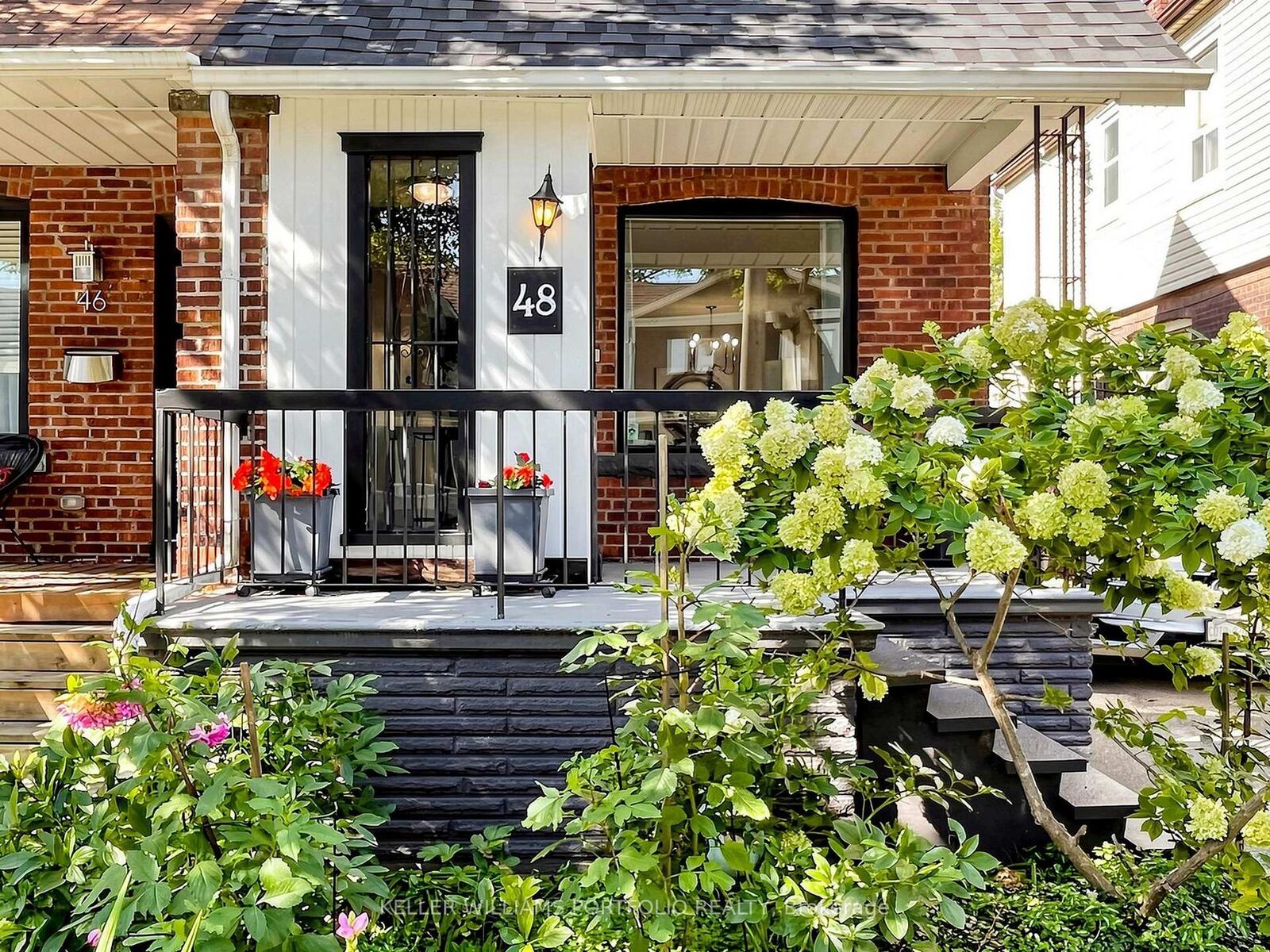 Property Photo:  48 Hiltz Avenue  ON M4L 2N5 