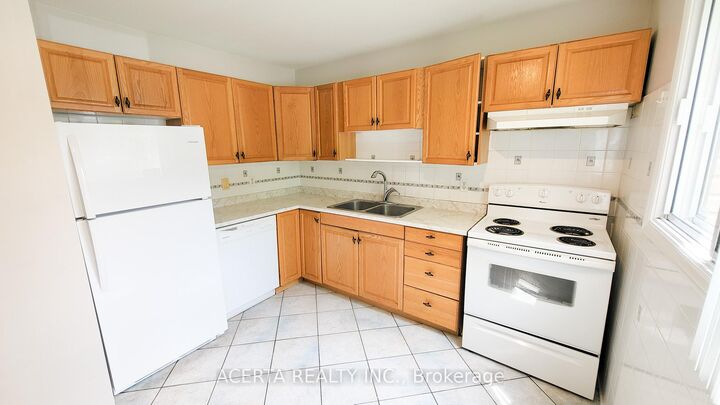 Property Photo:  249 Teal Crescent  ON K1E 2C3 