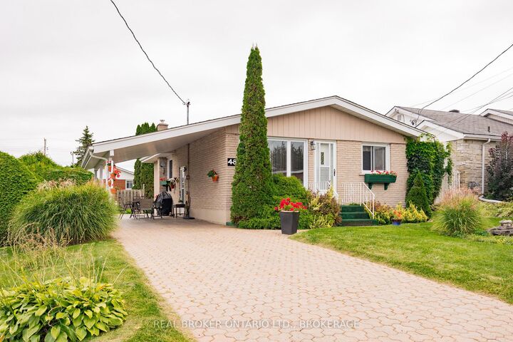Property Photo:  48 Clement Street  ON K0C 1A0 