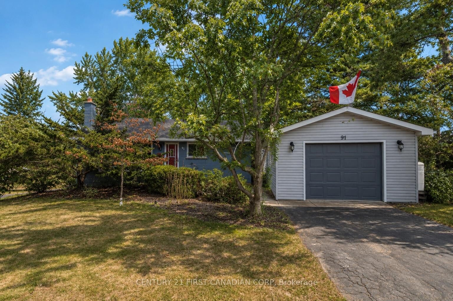 Property Photo:  91 Biscay Road  ON N6H 3K8 