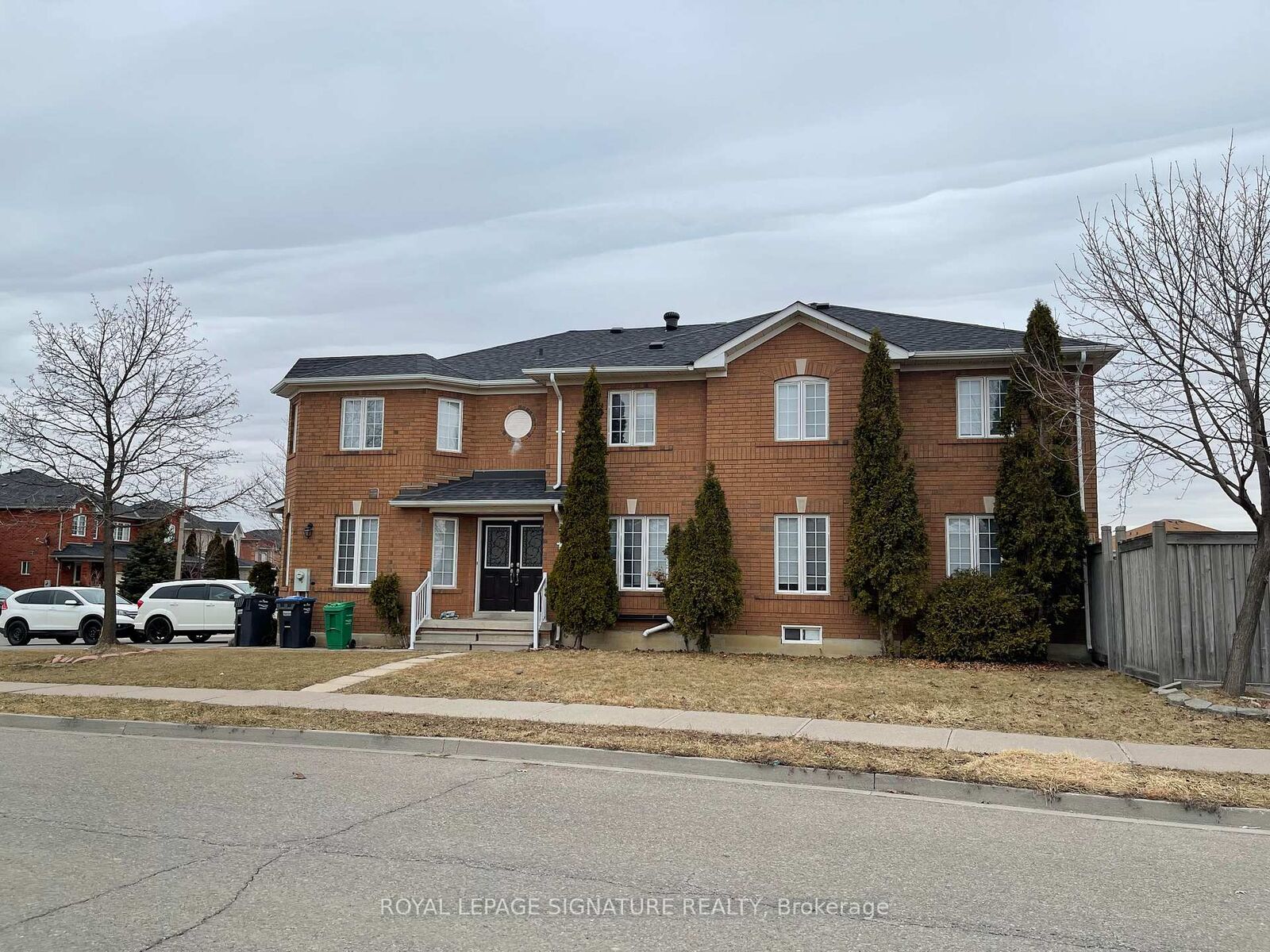 Property Photo:  37 Whiteface Crescent  ON L6X 4X3 