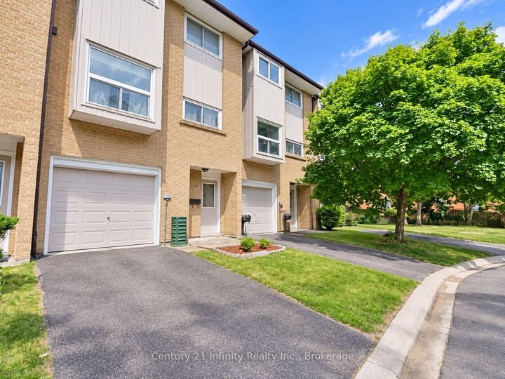 Property Photo:  750 Military Trail 22  ON M1E 4P7 