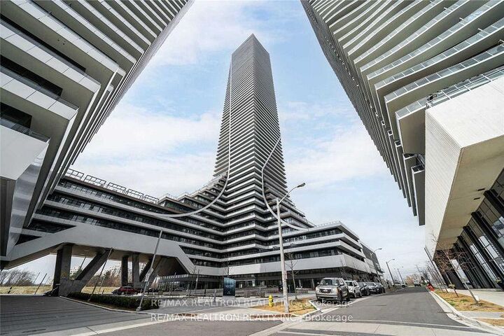 Property Photo:  30 Shore Breeze Drive 5202  ON M8V 1J0 
