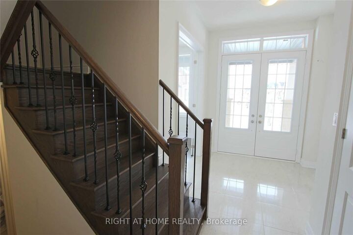 Property Photo:  1665 Emberton Way  ON L9S 0N4 