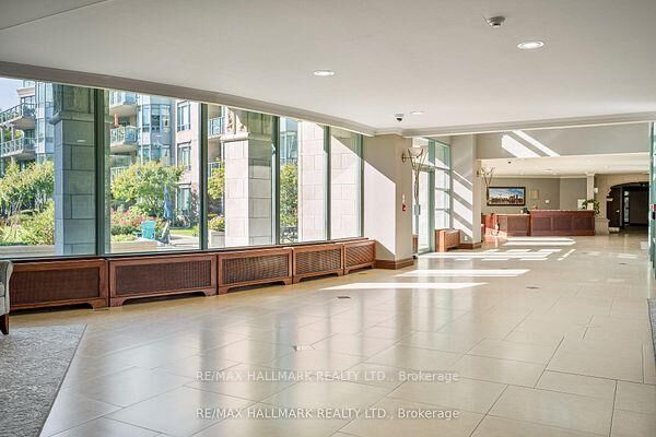 Property Photo:  35 Boardwalk Drive 222  ON M4L 3Y8 