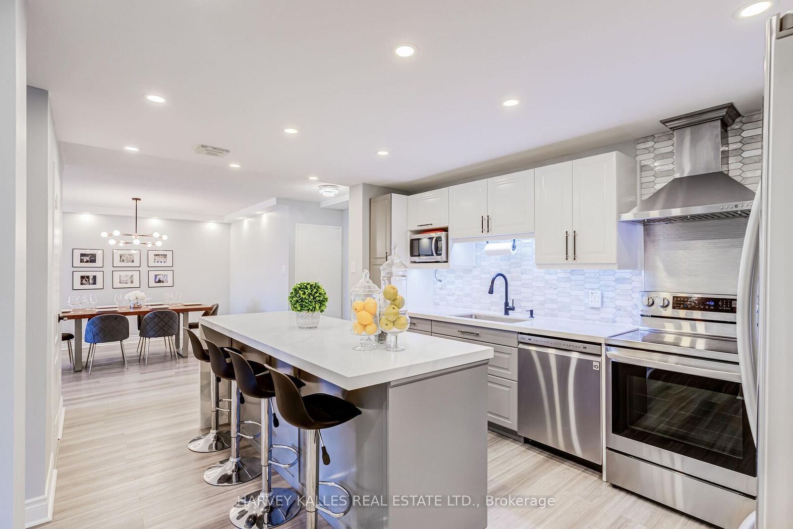 Property Photo:  65 Huntingdale Boulevard 103  ON M1W 2P1 