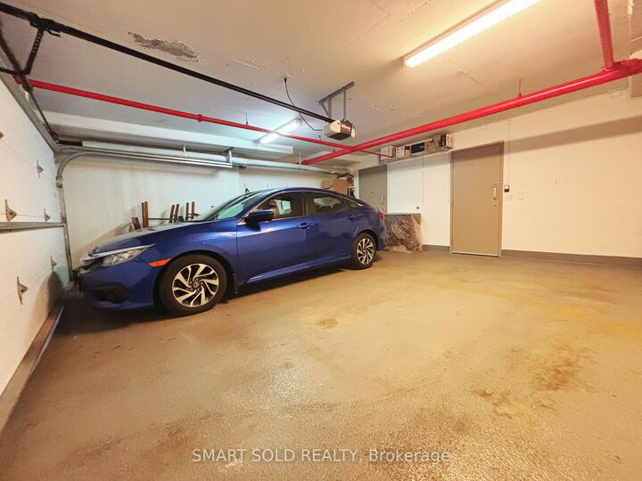 Property Photo:  763 Bay Street Parking  ON M5G 2R3 