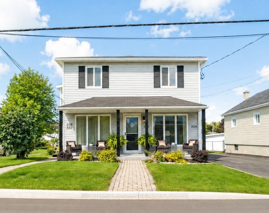 Property Photo:  332 Catherine Street  ON K6A 1Z6 