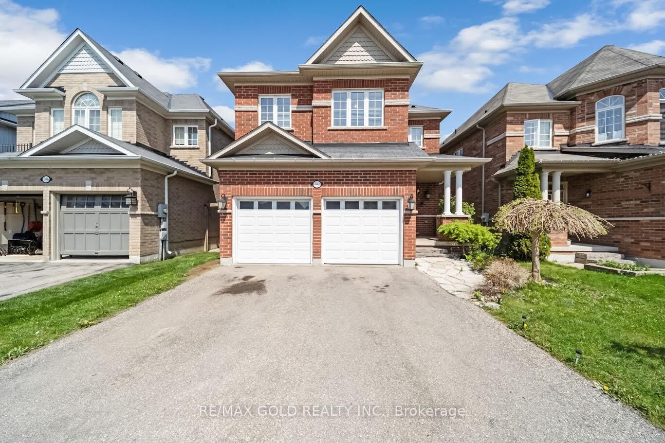 Property Photo: 792 Arthur Parker Avenue ON N4T 0G7