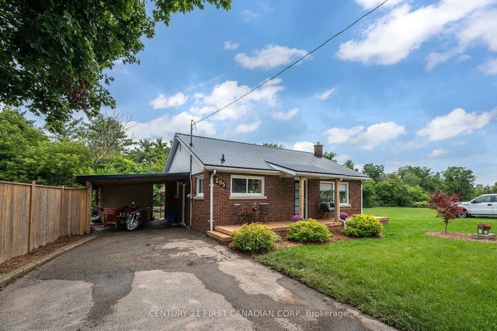 Property Photo:  295 Victoria Street  ON N5C 2N3 