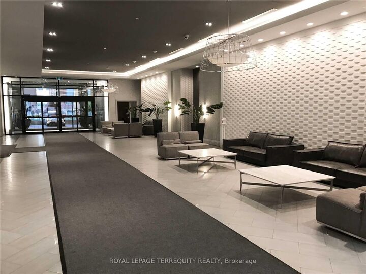 Property Photo:  460 Adelaide Street E 801  ON M5A 0E7 