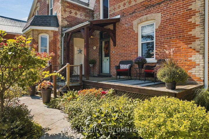 Property Photo:  51 Osprey Street S  ON N0C 1B0 