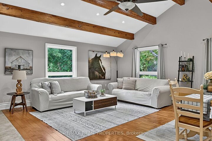 Property Photo:  25625 Valley View Drive  ON L0E 1R0 