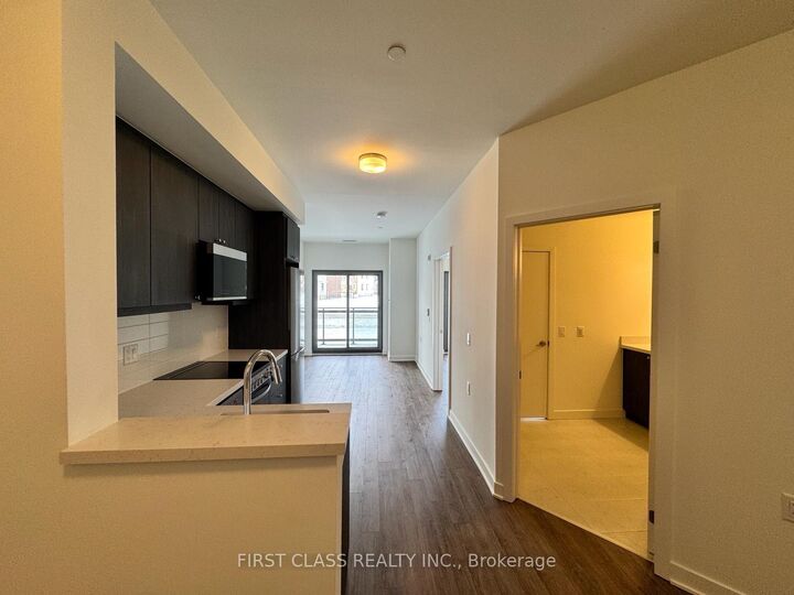 Property Photo:  51 Clarington Boulevard  ON L1C 7J8 