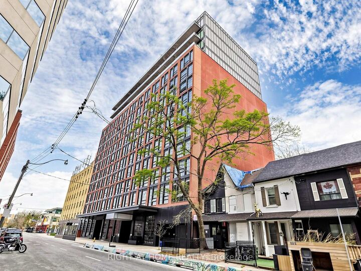 Property Photo:  608 Richmond Street W 1106  ON M5V 0N9 