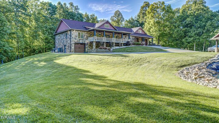 Property Photo:  167 Tailwater Road  TN 37618 