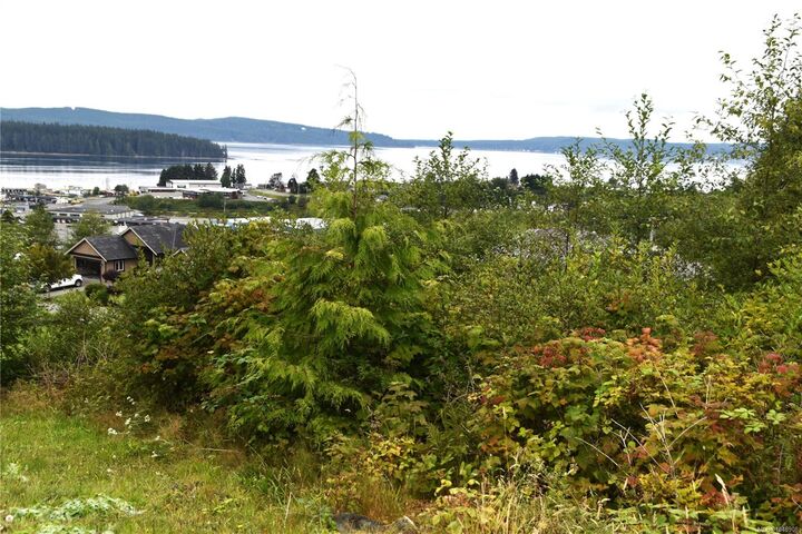Property Photo:  648 Betts Blvd  BC V0N 2R0 
