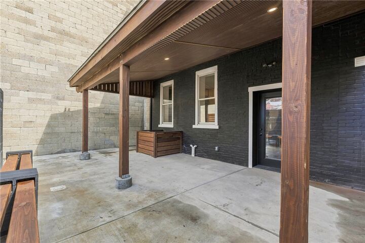 Property Photo: 925 Constance St PA 15212